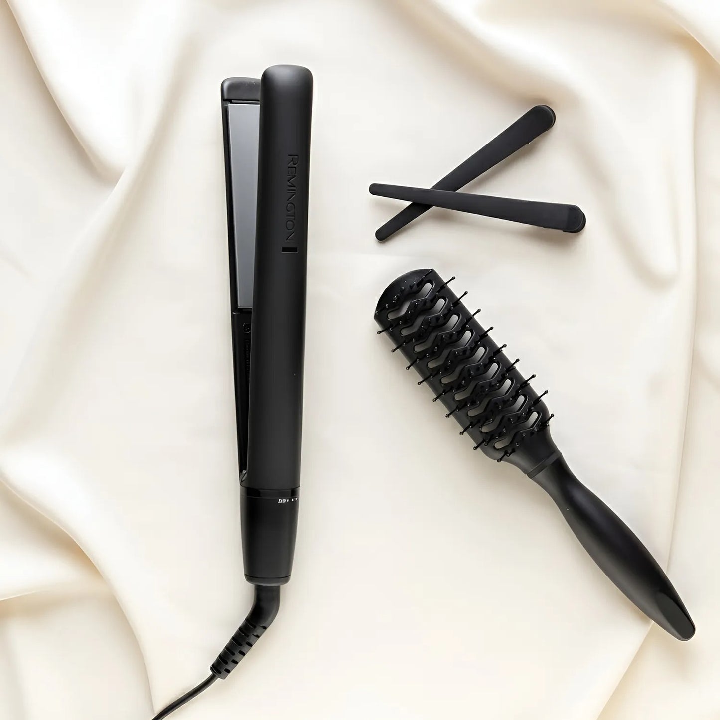 Remington S3700 Ceramic Glide 230 Hair Straightener | Ceramic Coated Plates | Floating Plates | Easy Storage