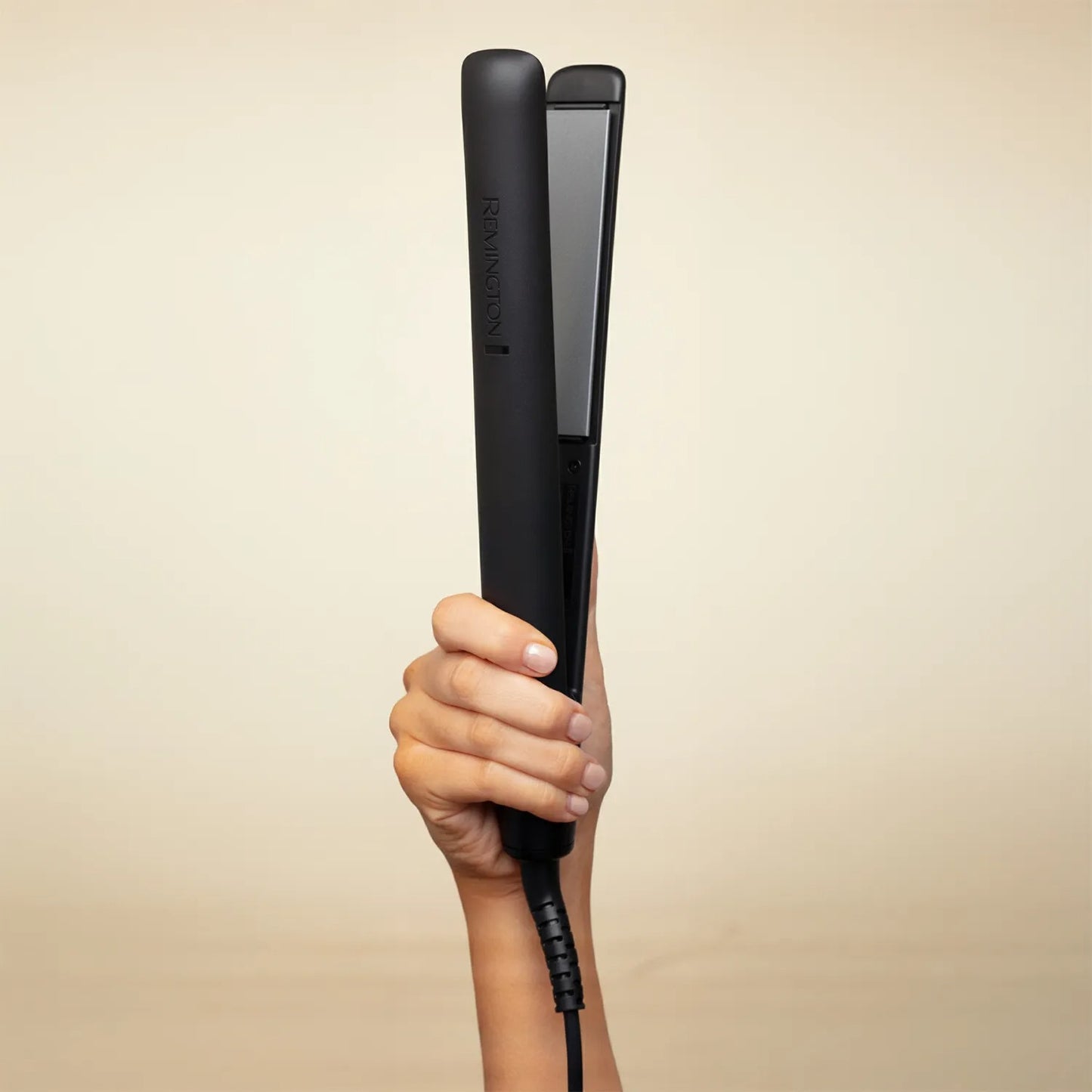 Remington S3700 Ceramic Glide 230 Hair Straightener | Ceramic Coated Plates | Floating Plates | Easy Storage